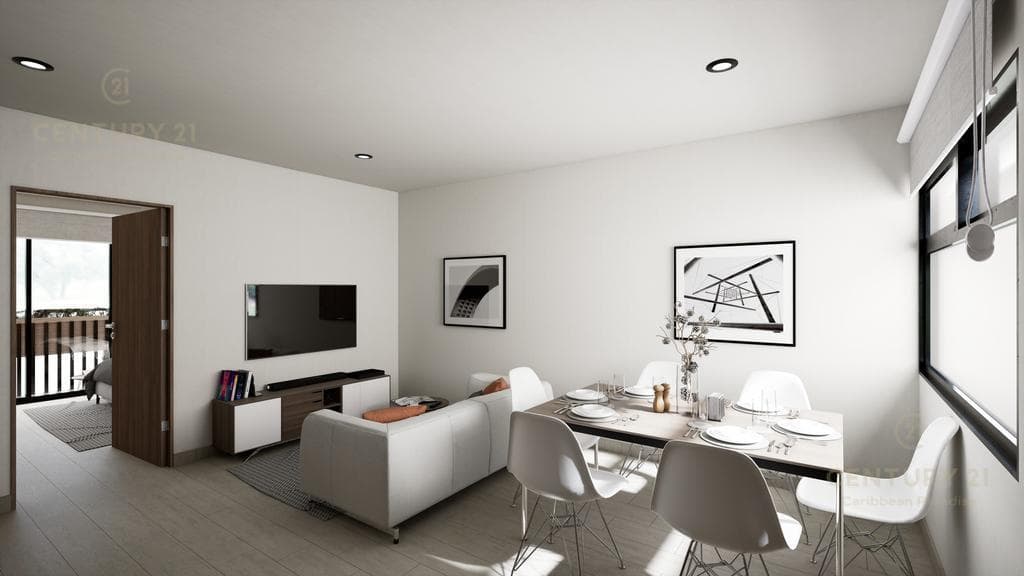 Exclusive apartment just steps from the ocean and 5th Avenue P4303