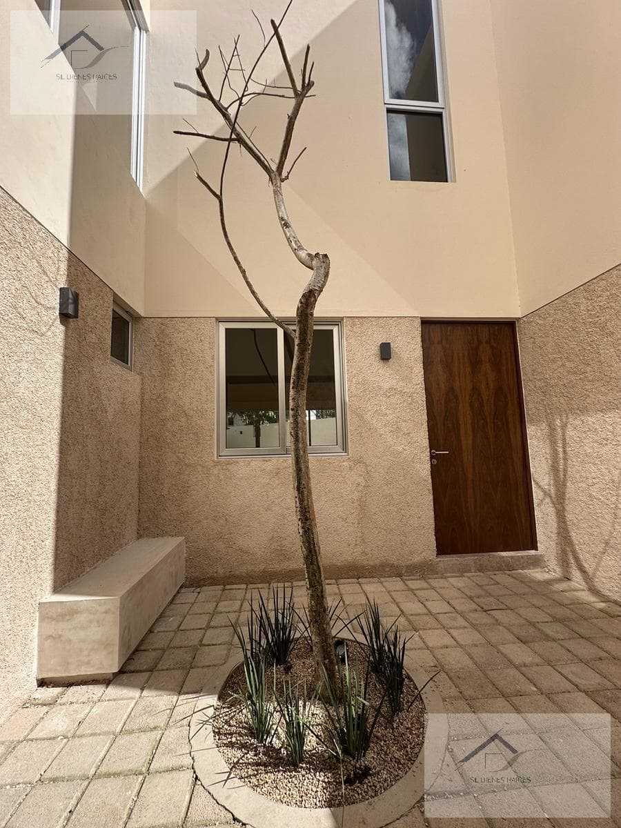 House in the Montecristo Subdivision