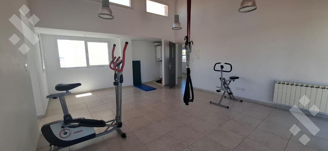 3-bedroom apartment for rent. General area: Ameghino 1500, Neuquén