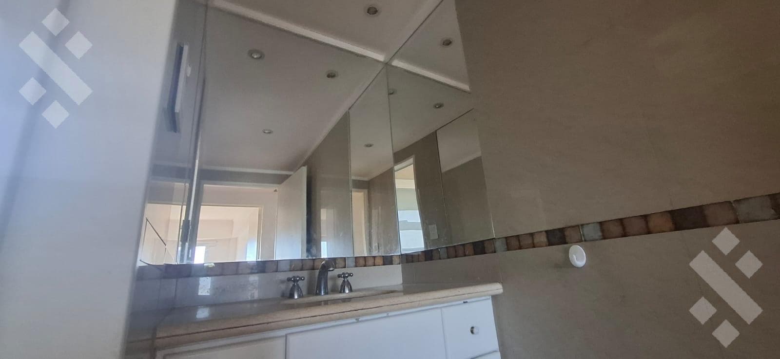 3-bedroom apartment for rent. General area: Ameghino 1500, Neuquén