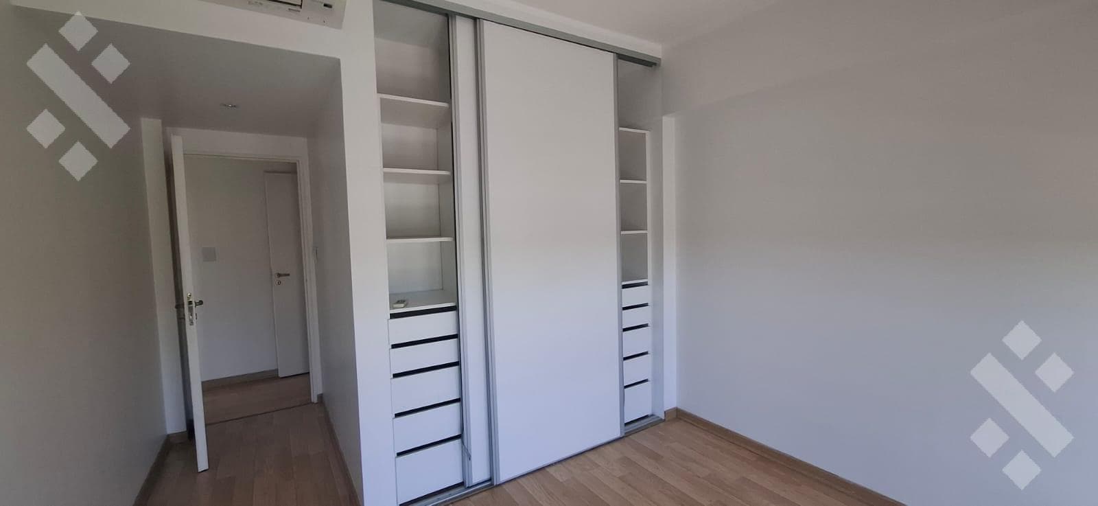 3-bedroom apartment for rent. General area: Ameghino 1500, Neuquén