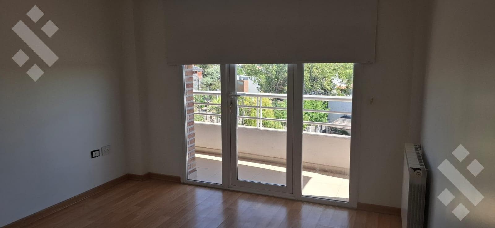 3-bedroom apartment for rent. General area: Ameghino 1500, Neuquén