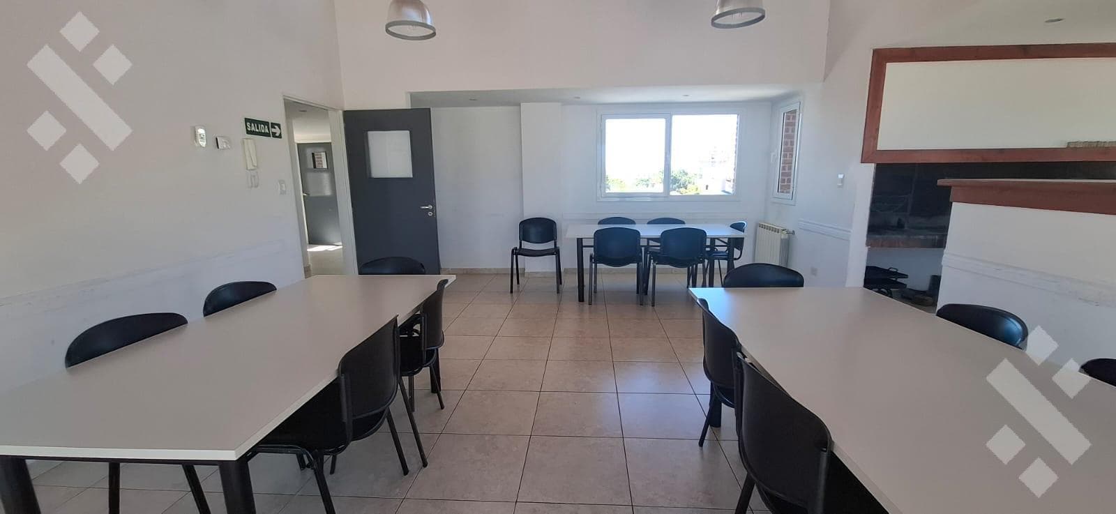 3-bedroom apartment for rent. General area: Ameghino 1500, Neuquén