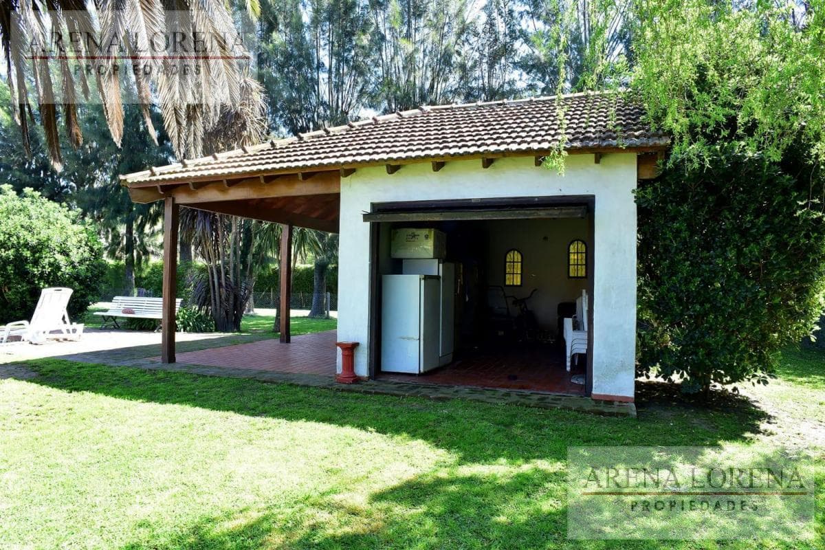 House for Sale: 4 Rooms, Country Banco Provincia, Francisco Álvarez