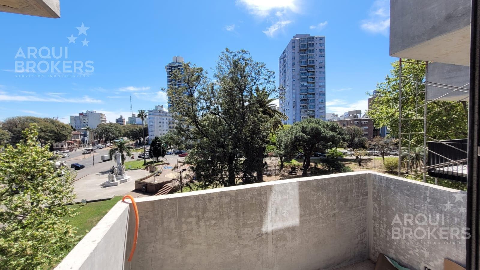 Two-bedroom apartment for sale in Pocitos - 903