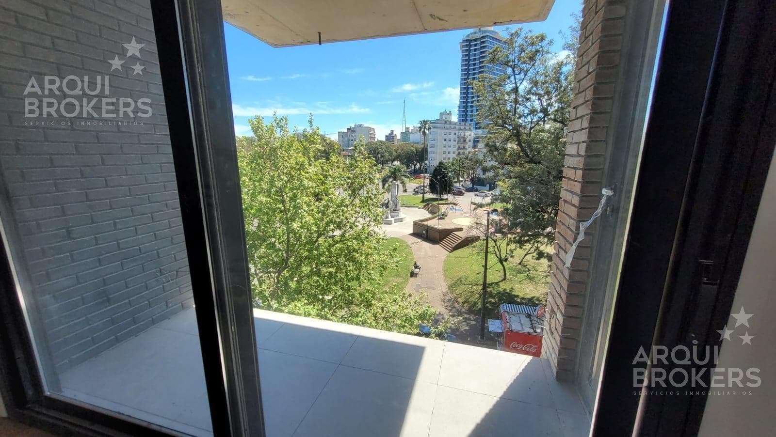 Two-bedroom apartment for sale in Pocitos - 903