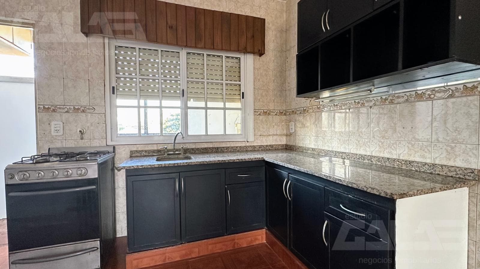3-room apartment for rent on the first floor (access via stairs) — Ituzaingó