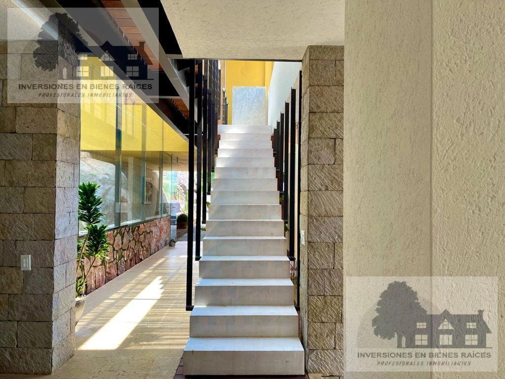 House in a condominium complex in La Peña
