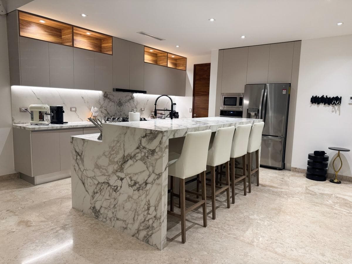 Luxury Homes for Sale and Rent in Isla Dorada, Cancún's Hotel Zone