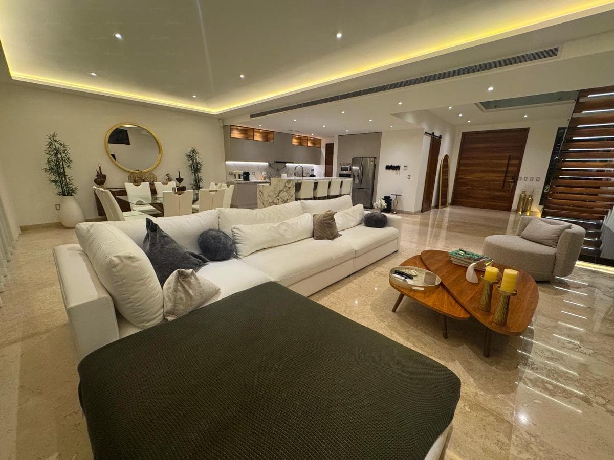 Luxury Homes for Sale and Rent in Isla Dorada, Cancún's Hotel Zone