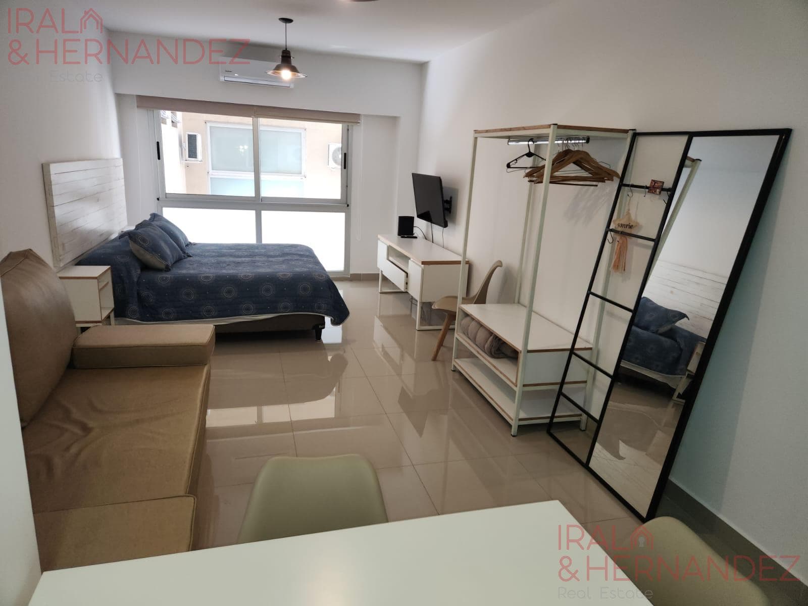 Apartment - Monserrat - Studio for Sale INVESTMENT