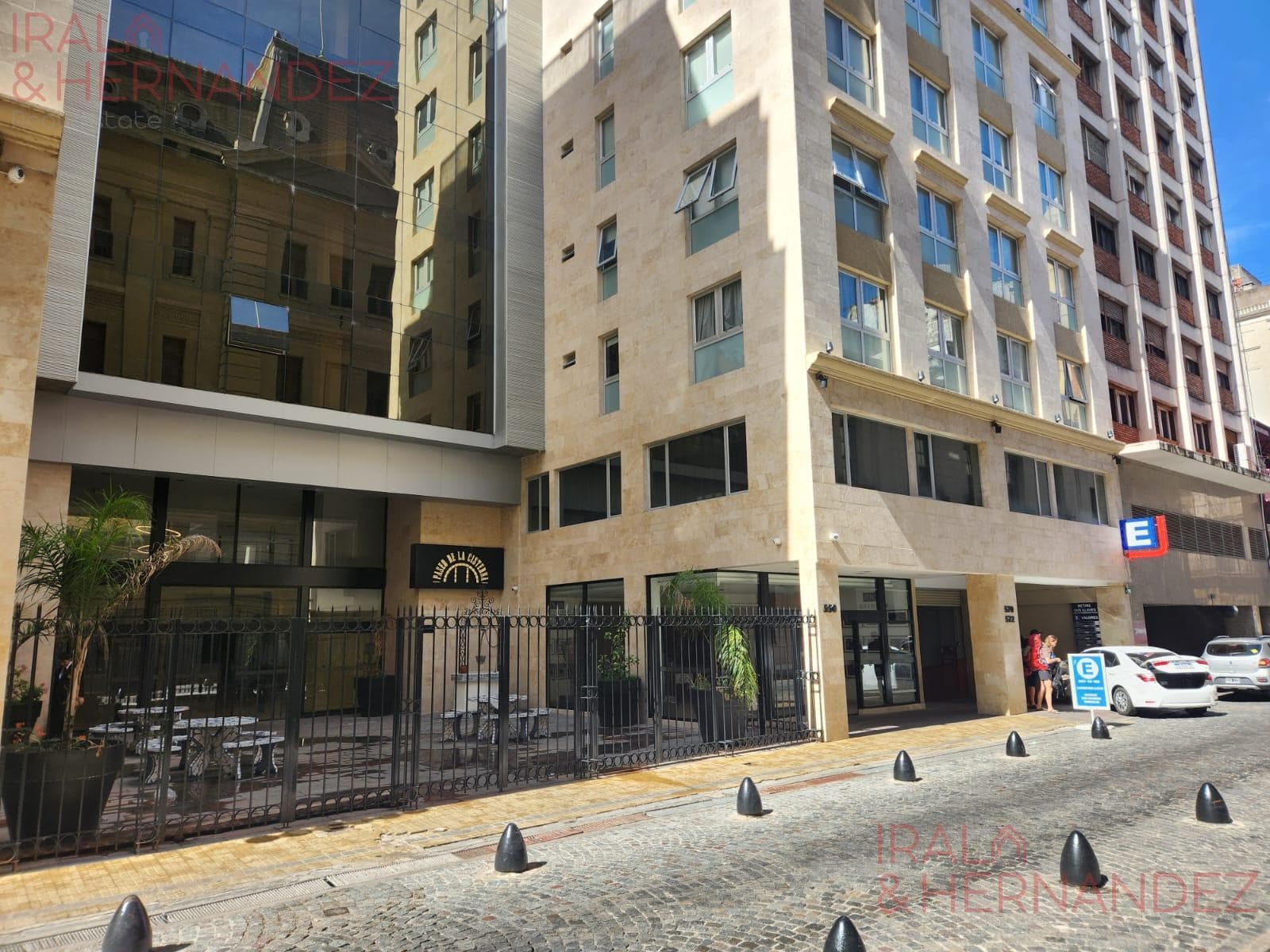 Apartment - Monserrat - Studio for Sale INVESTMENT