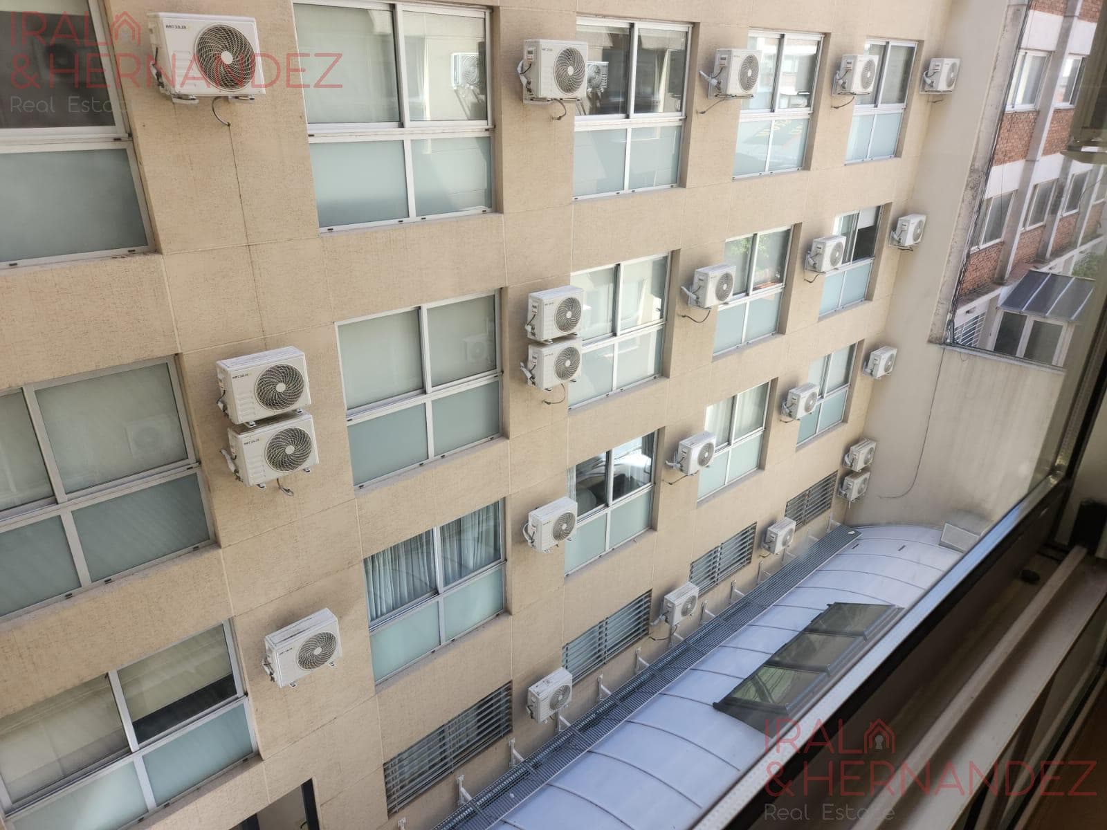 Apartment - Monserrat - Studio for Sale INVESTMENT