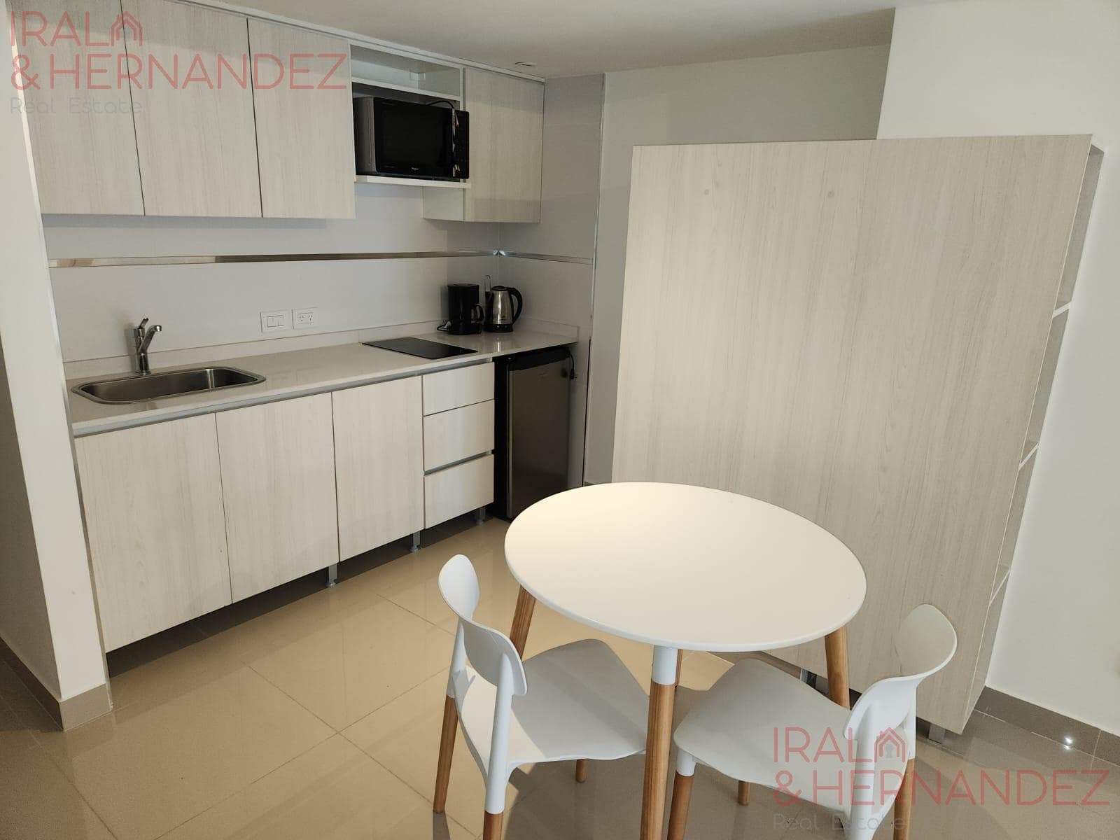 Apartment - Monserrat - Studio for Sale INVESTMENT