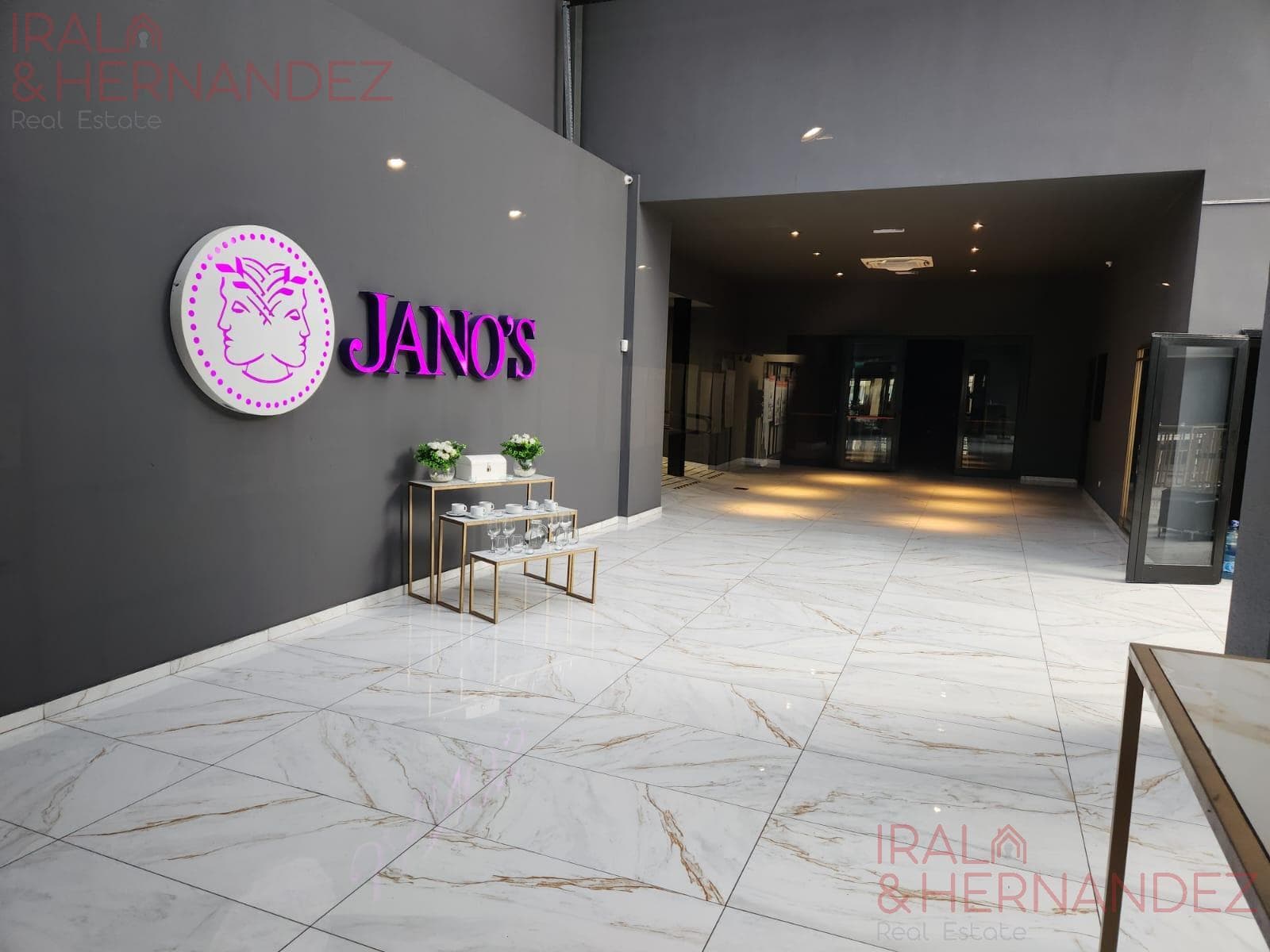 Apartment - Monserrat - Studio for Sale INVESTMENT