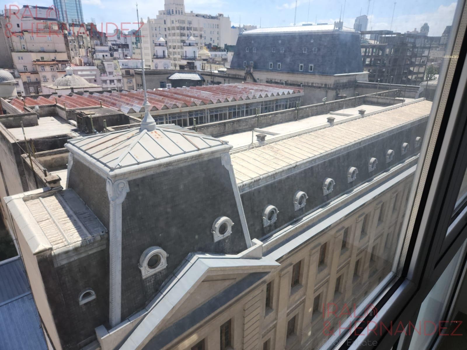 Apartment - Monserrat - Studio for Sale INVESTMENT