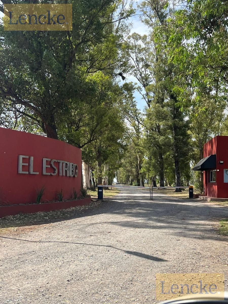 A great lot for sale: Los Tres Pinos Country Villa in General Rodriguez