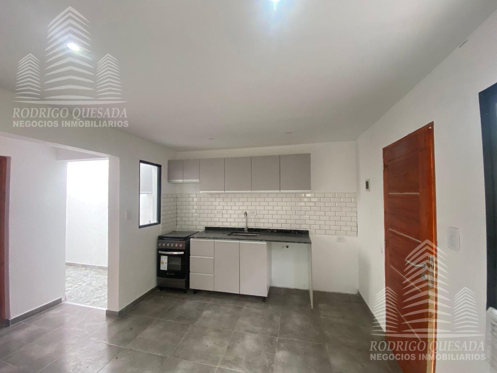 |BRAND-NEW APARTMENT| |2-Bedroom Ground Floor| |SANTA TERESITA|
