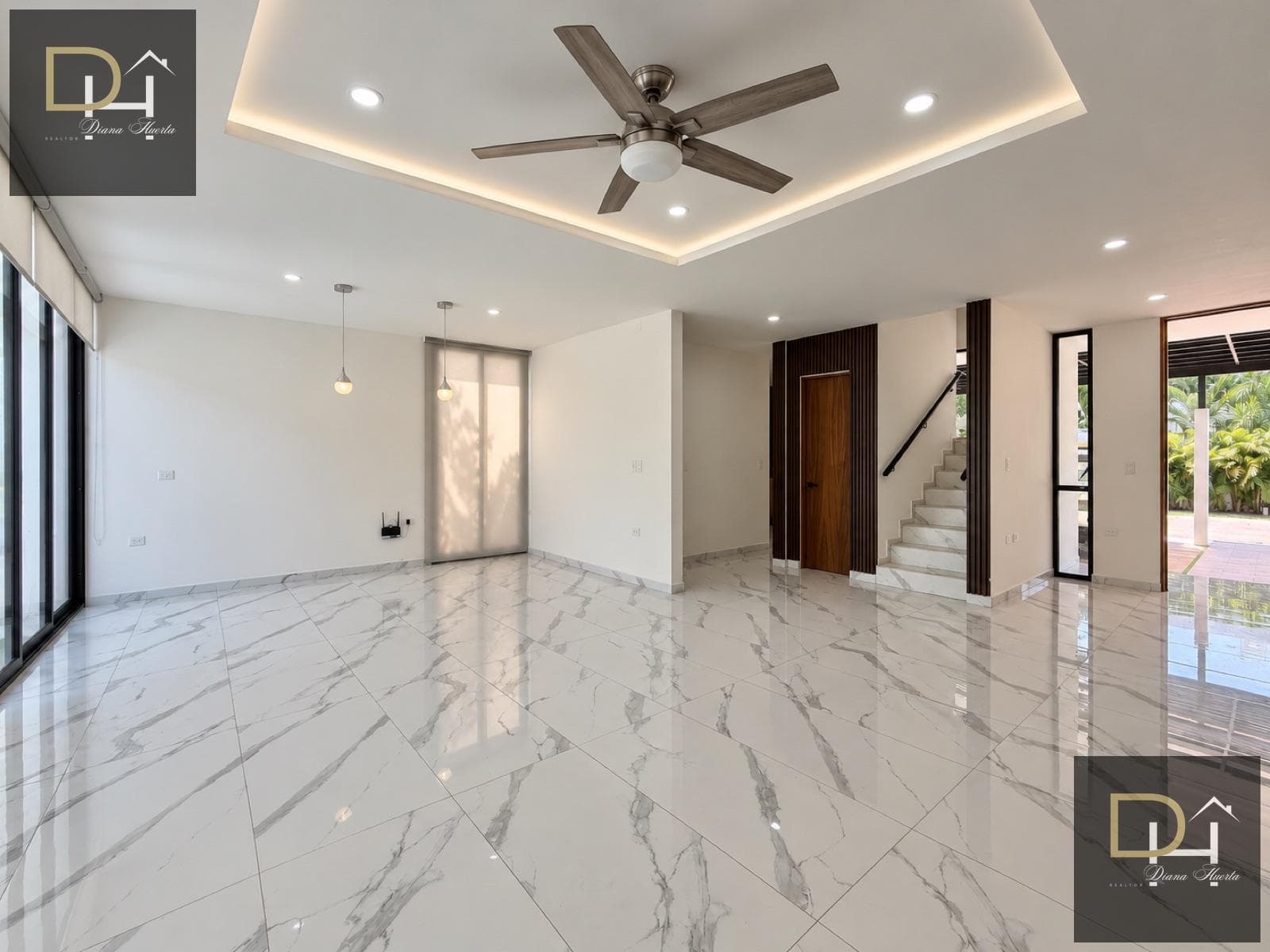 CASA EN VENTA/RENTA EN RESIDENCIAL AQUA