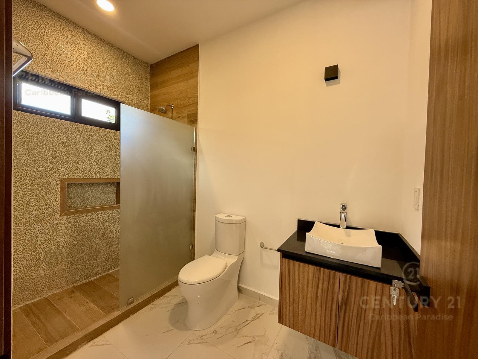 4-Bedroom House for Sale on Via Cumbres in Cancun | C3952