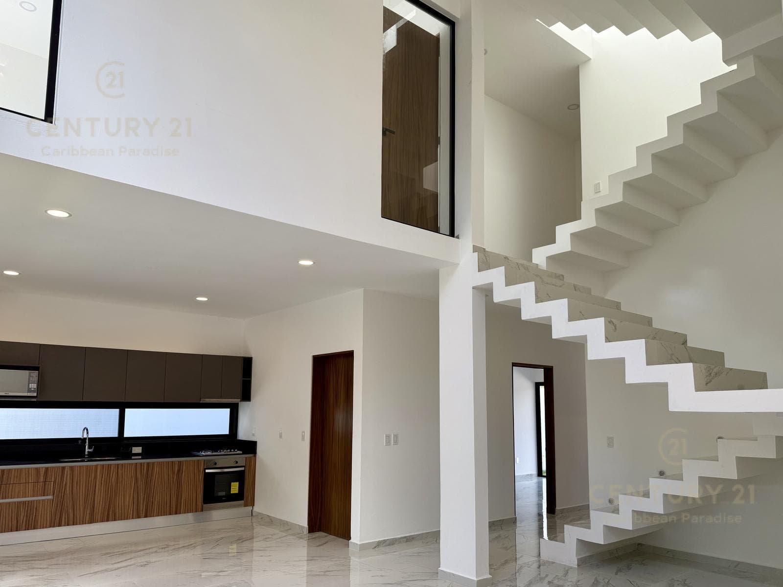 4-Bedroom House for Sale on Via Cumbres in Cancun | C3952