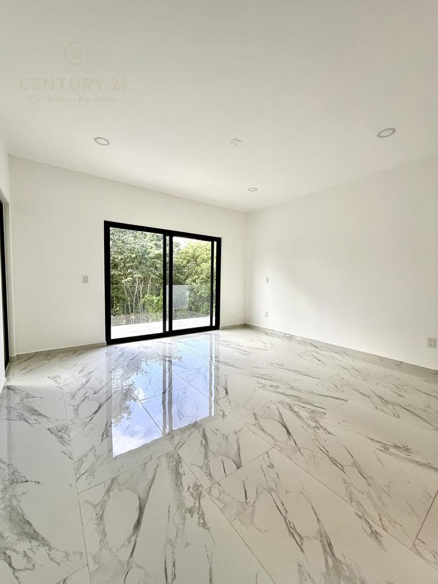 4-Bedroom House for Sale on Via Cumbres in Cancun | C3952