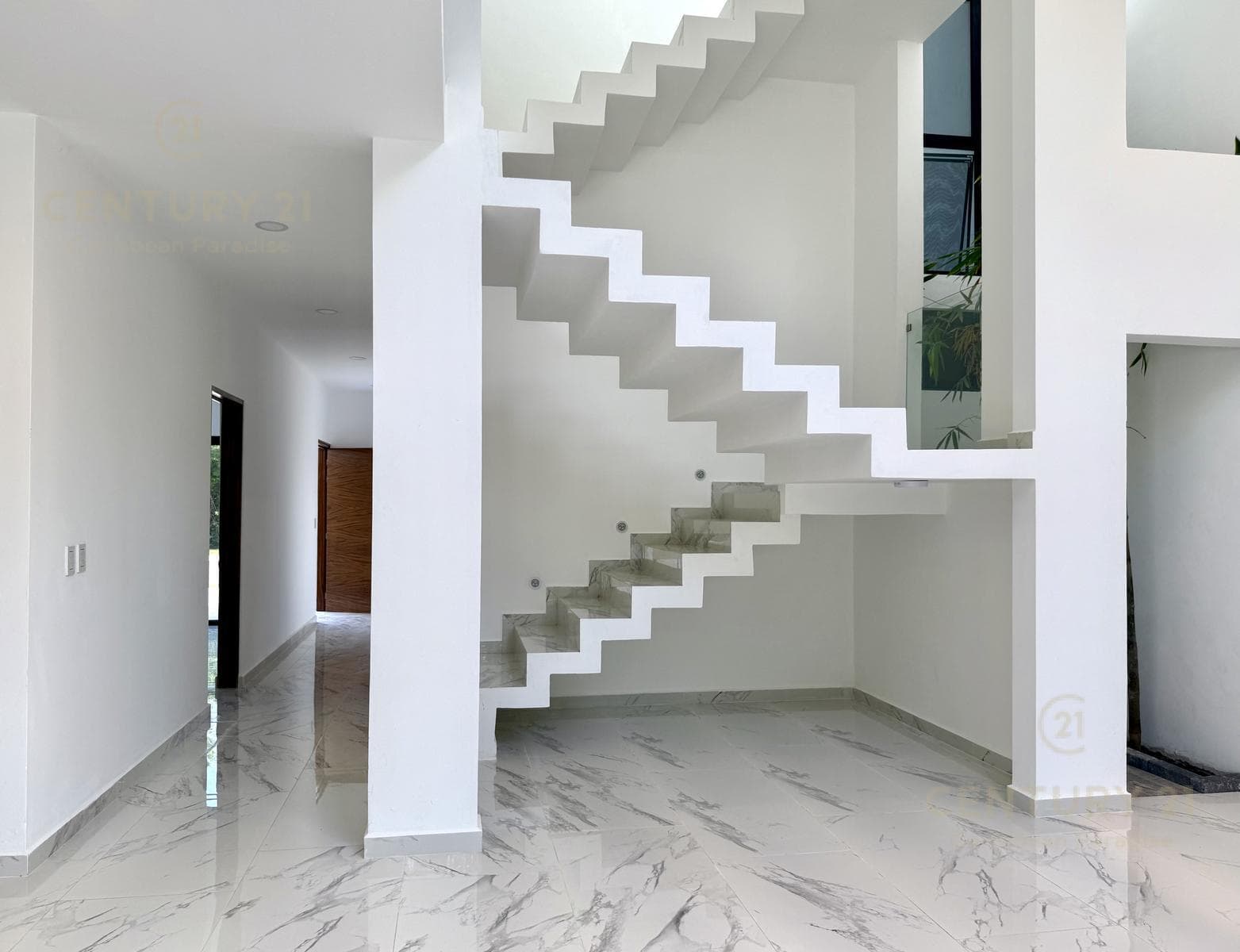 4-Bedroom House for Sale on Via Cumbres in Cancun | C3952