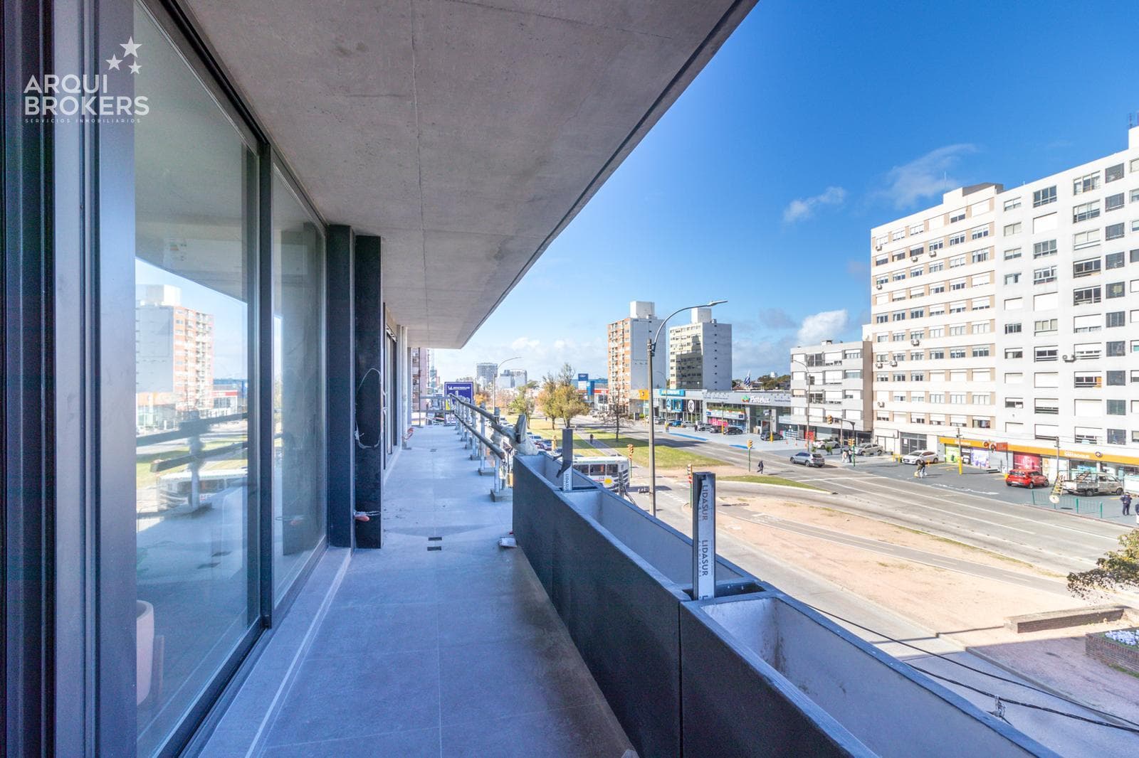 One-Bedroom Apartment for Sale in Buceo - 1808