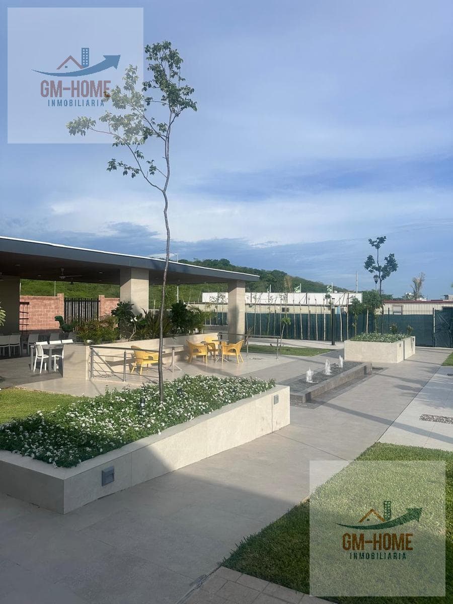Lot in Sonterra II