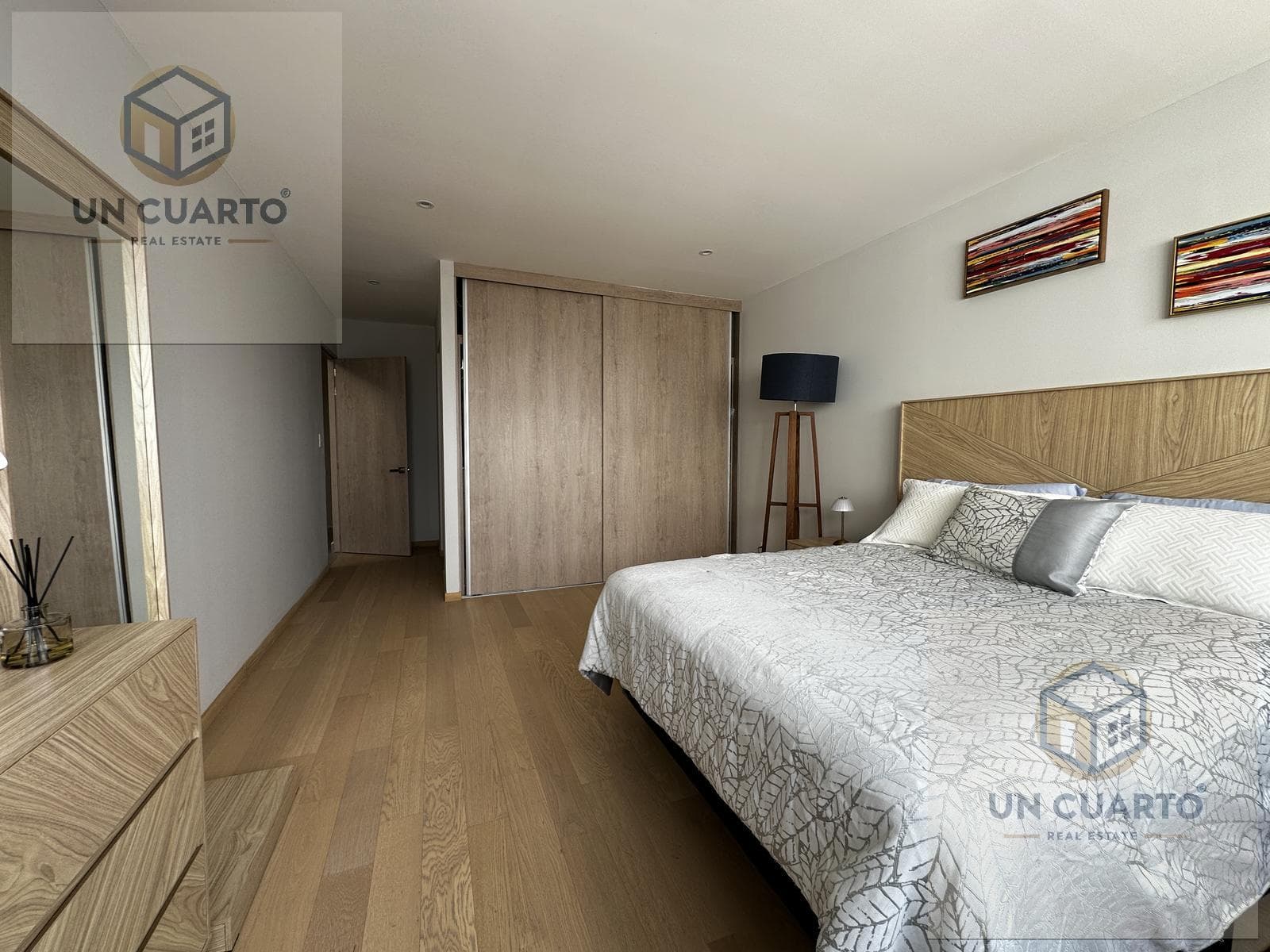 FURNISHED AND READY TO MOVE IN IN MIRAVISTA