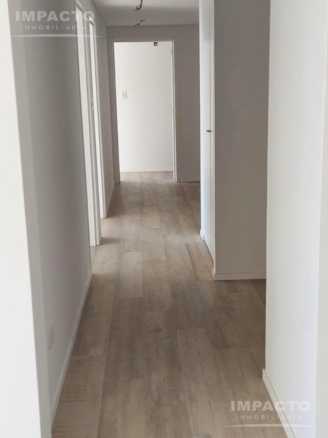4-Room Apartment for Sale in Buenos Aires, Balvanera