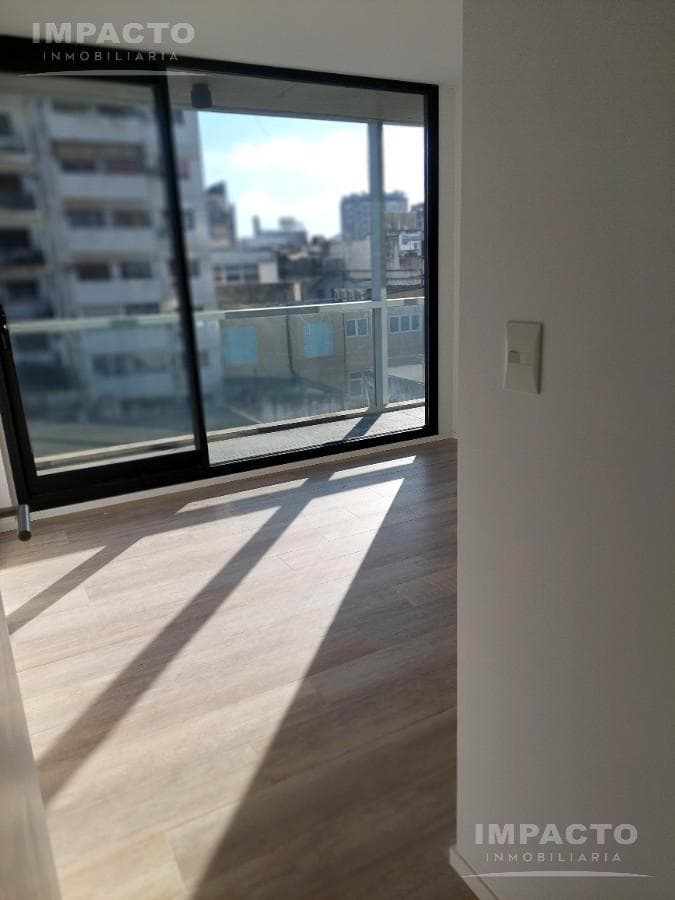 4-Room Apartment for Sale in Buenos Aires, Balvanera