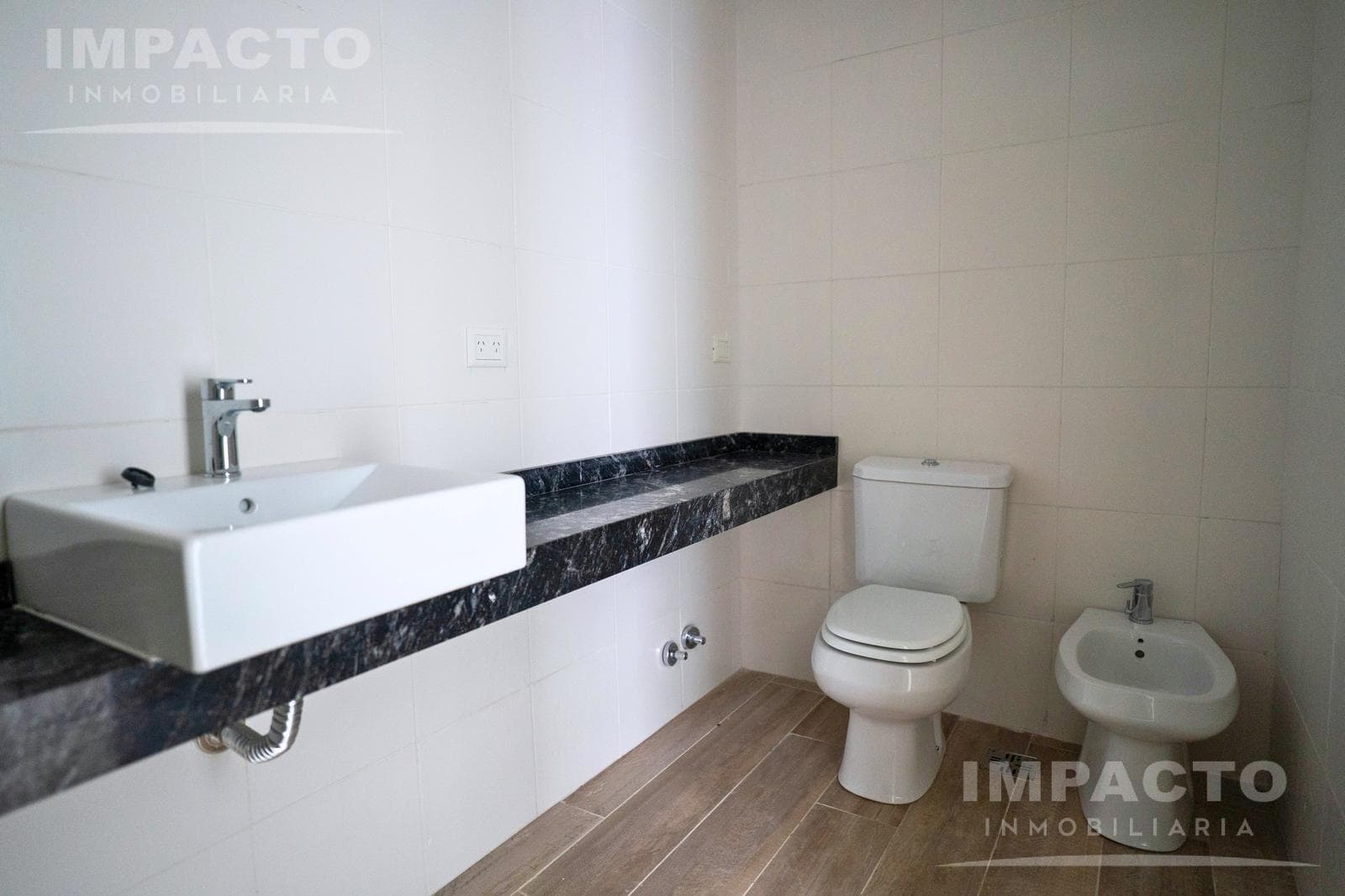 Duplex for Sale with Terrace and Grill in Buenos Aires
