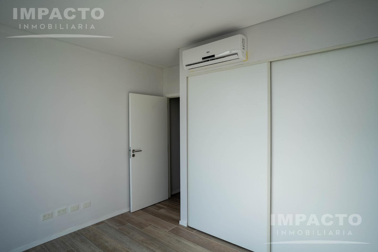 Duplex for Sale with Terrace and Grill in Buenos Aires