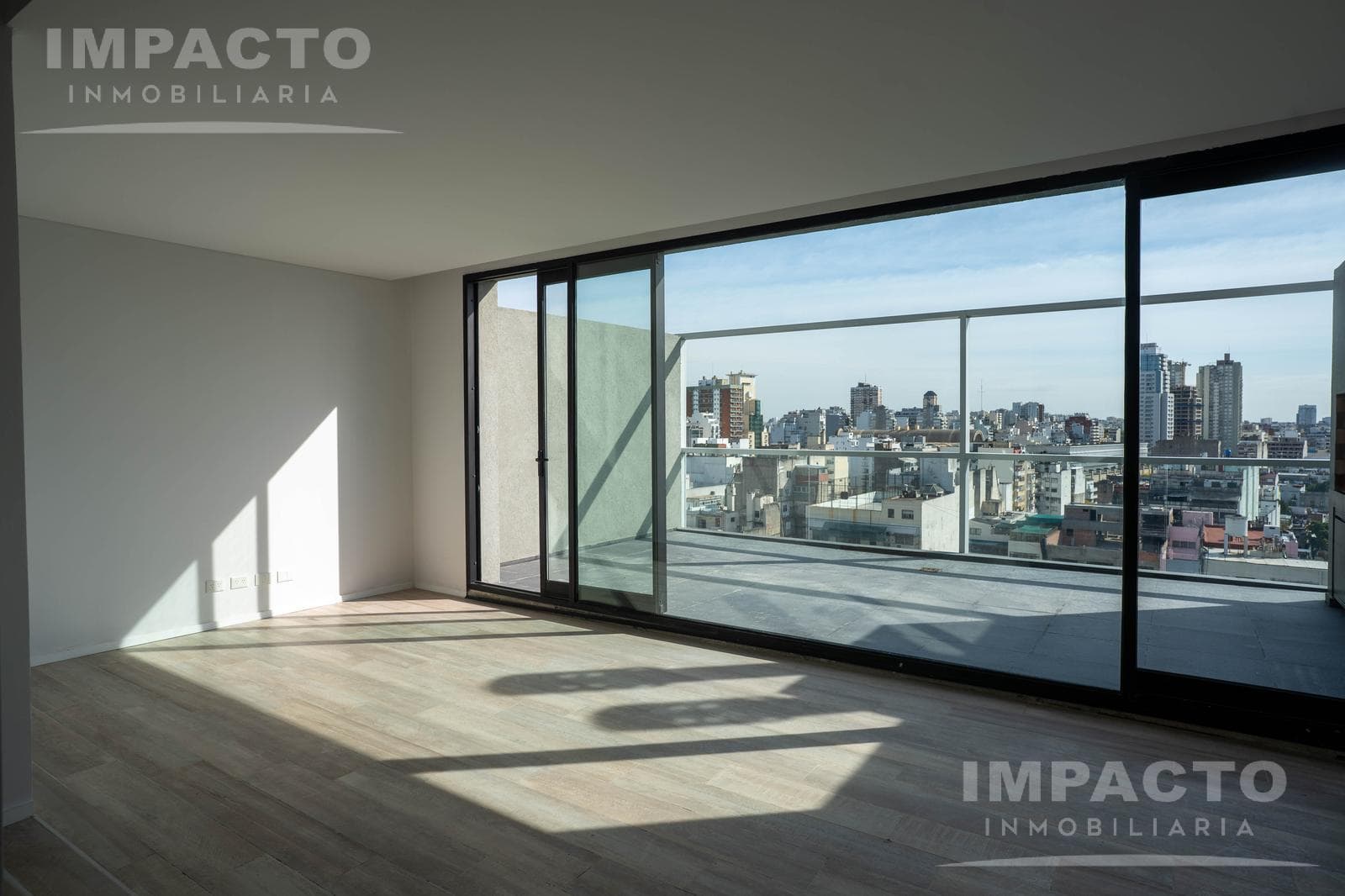 Duplex for Sale with Terrace and Grill in Buenos Aires