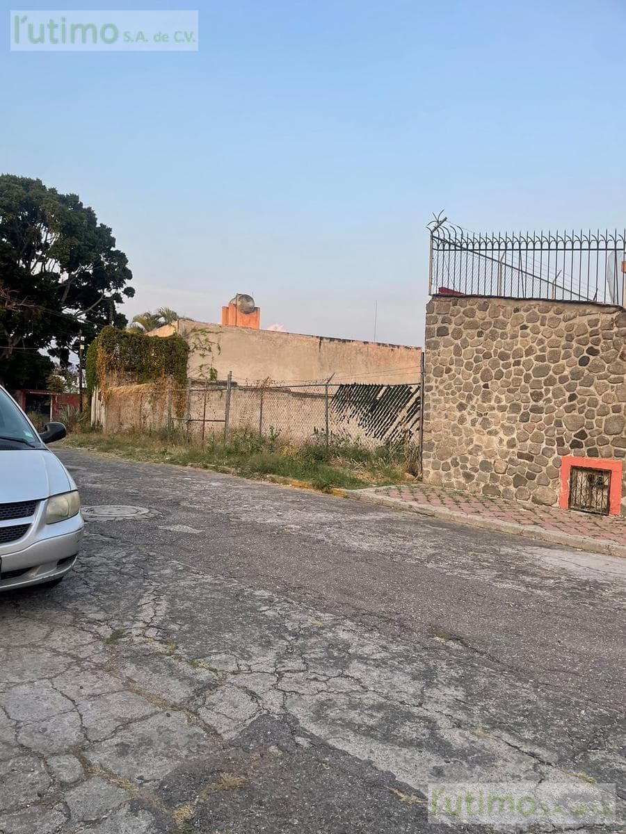 EXCELLENT PROPERTY IN LOMAS DE SAN ANTON, CUERNAVACA
