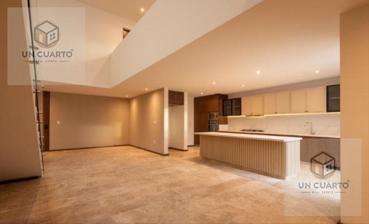 Designer Home in SAN ANGEL IV