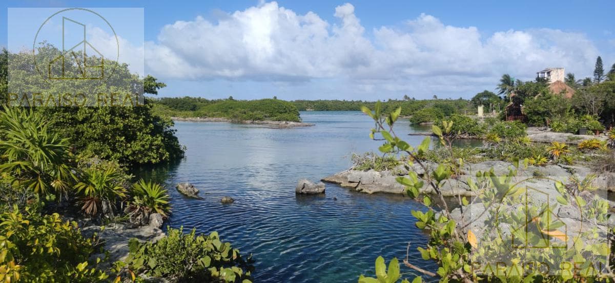 Lot in Yalkú: Exclusivity, a One-of-a-Kind Location, and Investment Potential - 1,316 m²