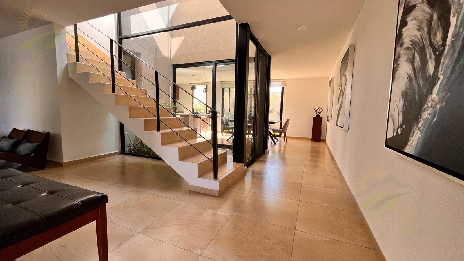 House for Sale on a Private Street in Altos Juriquilla, Querétaro