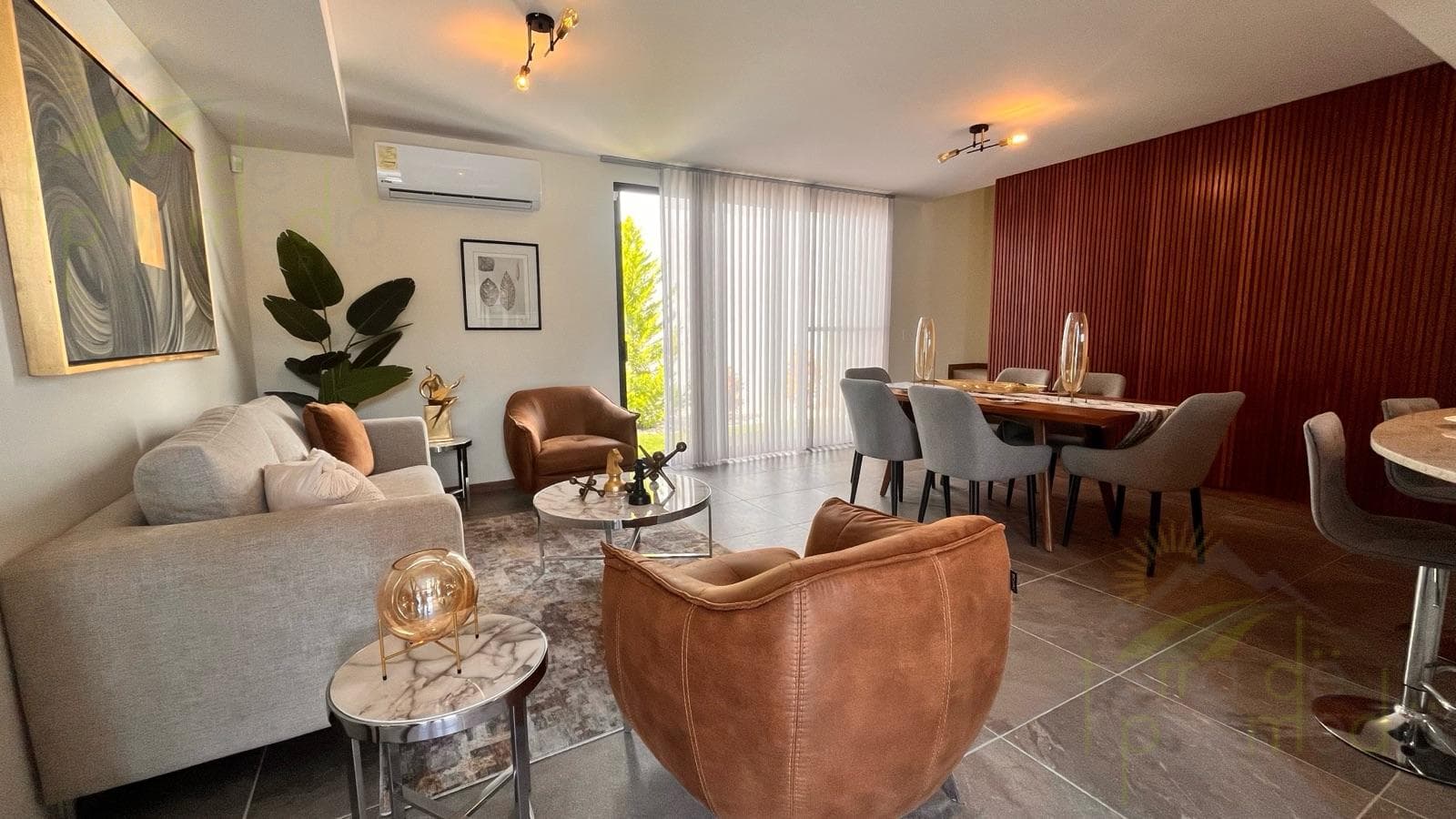 Opportunity! Beautifully Designed House for Sale in Zibata, Querétaro