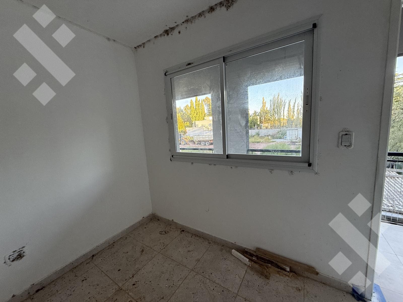 FOR SALE: 1-BEDROOM APARTMENT WITH GARAGE AND TERRACE - NEUQUÉN CITY