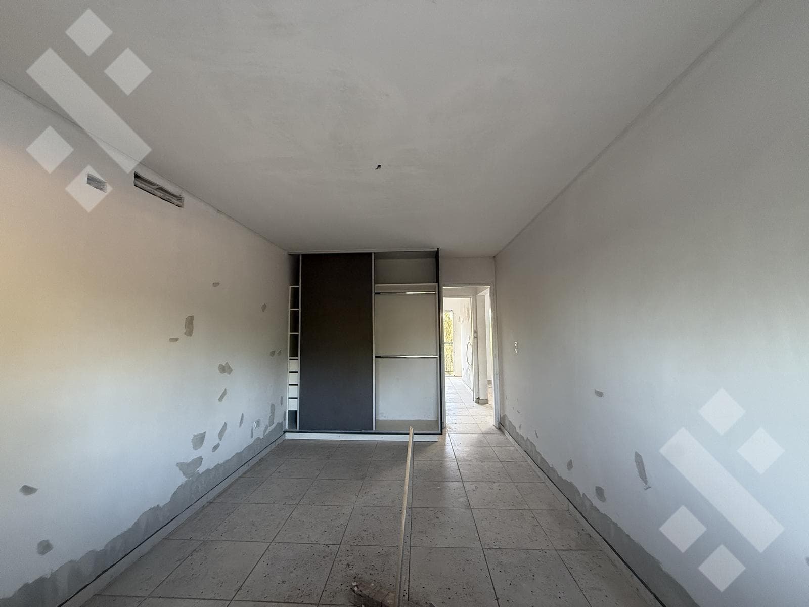FOR SALE: 1-BEDROOM APARTMENT WITH GARAGE AND TERRACE - NEUQUÉN CITY