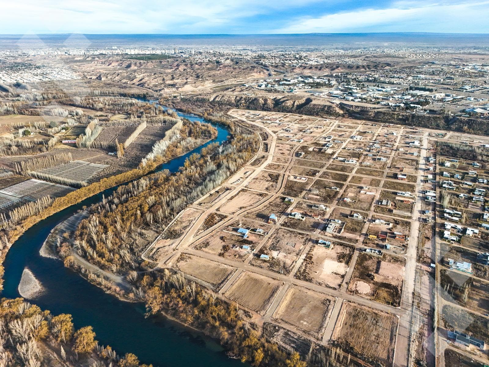For Sale: Lot, 649 m2 - Prima Terra - Centenario - Neuquén
