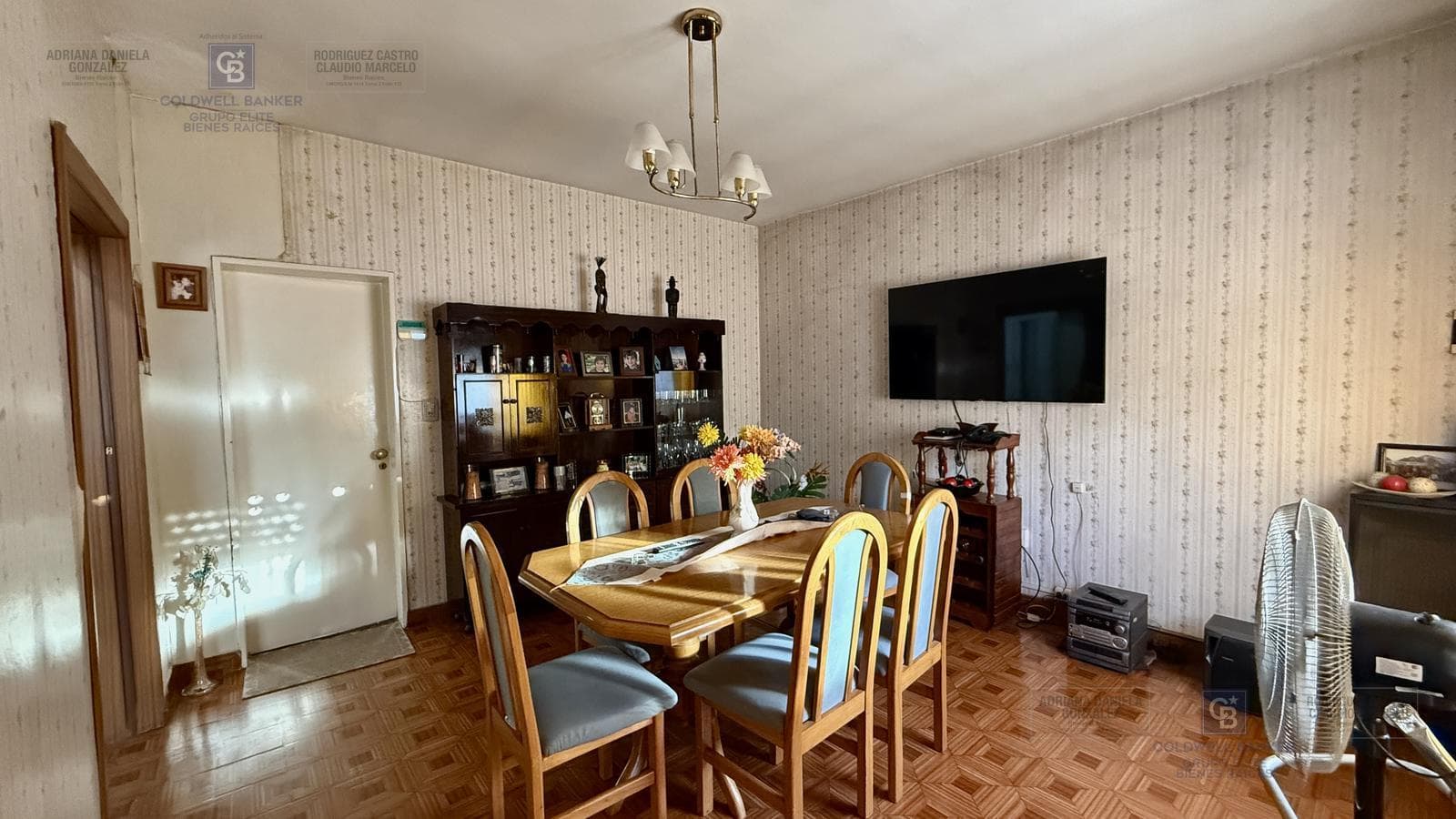 Venta casa 4 ambientes mas departamento cochera terraza Apto credito Merlo