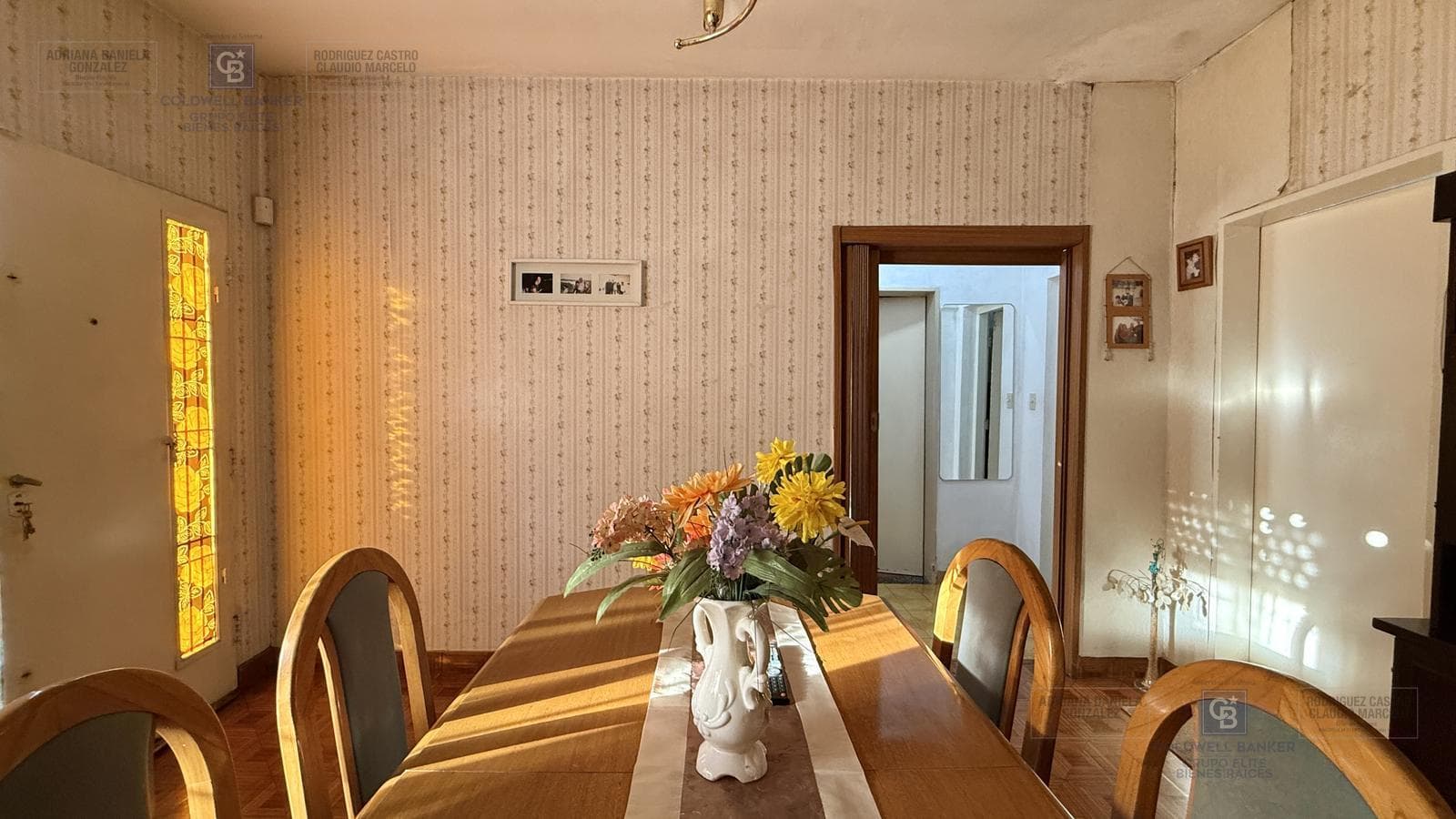 Venta casa 4 ambientes mas departamento cochera terraza Apto credito Merlo