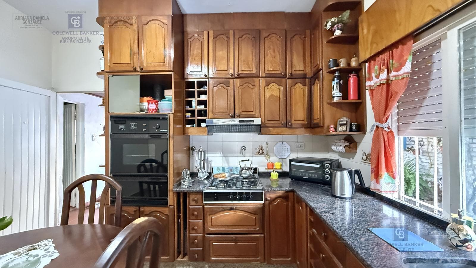4-room house for sale, plus apartment, garage, and terrace; mortgage-eligible; Merlo