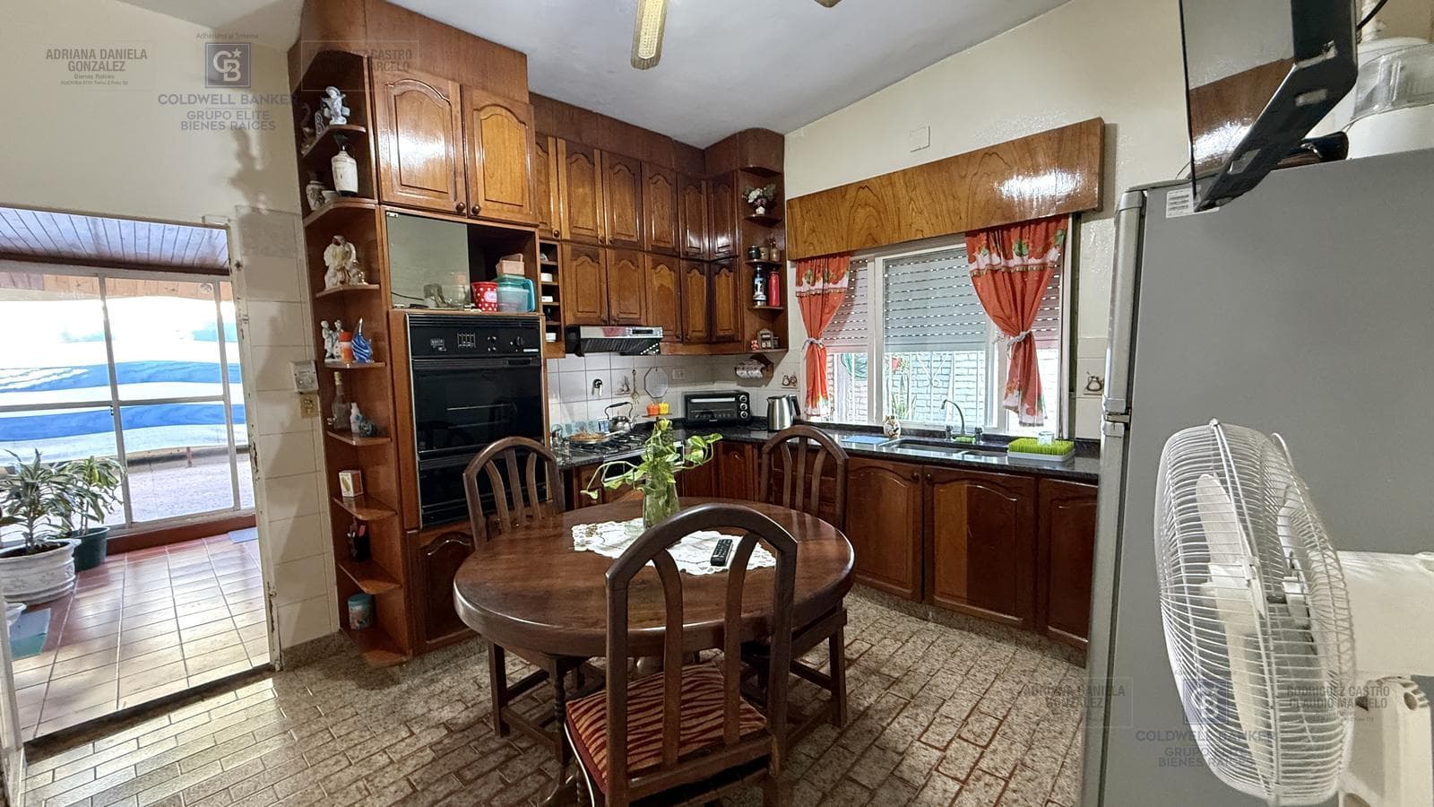 4-room house for sale, plus apartment, garage, and terrace; mortgage-eligible; Merlo