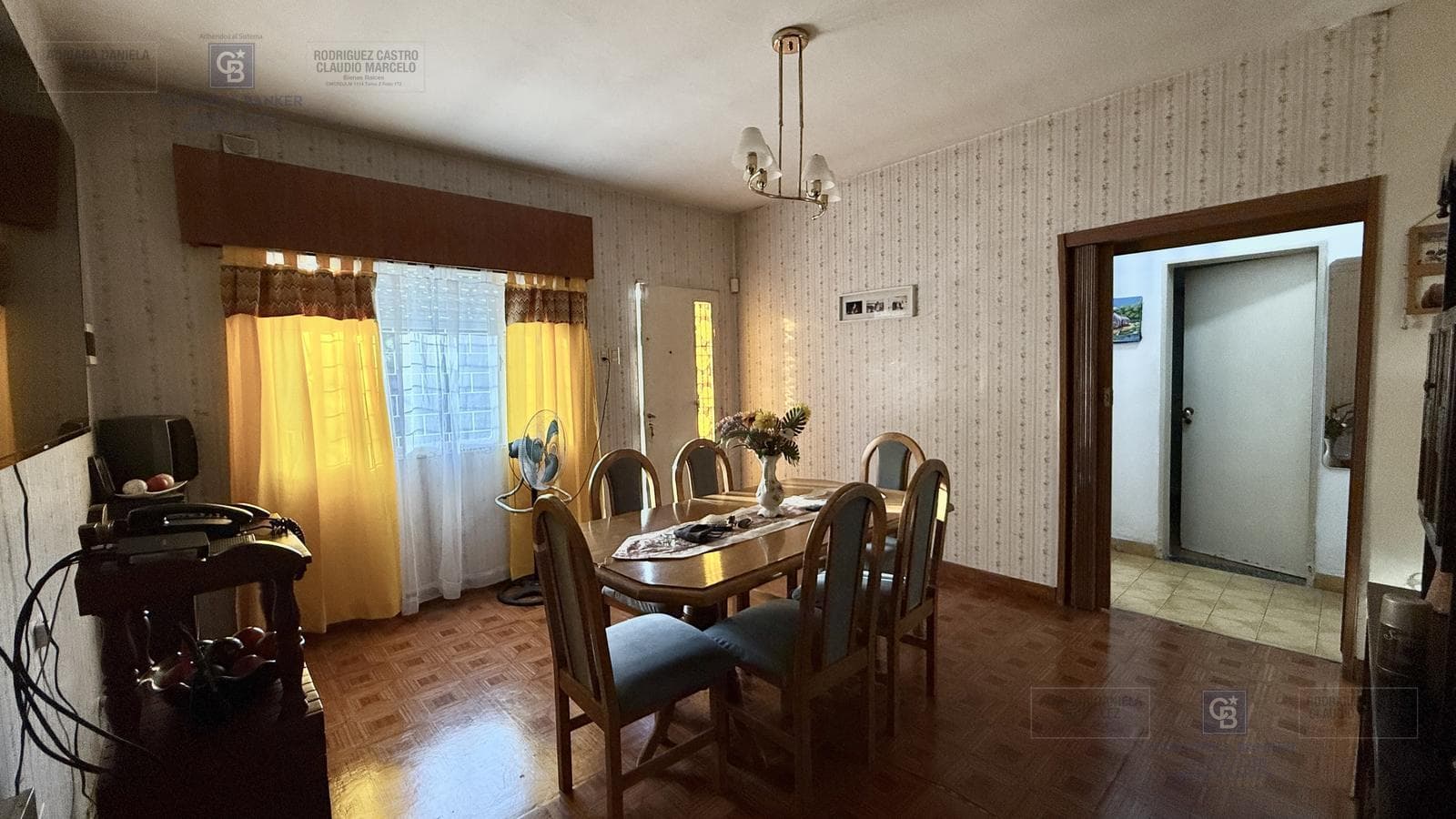 Venta casa 4 ambientes mas departamento cochera terraza Apto credito Merlo
