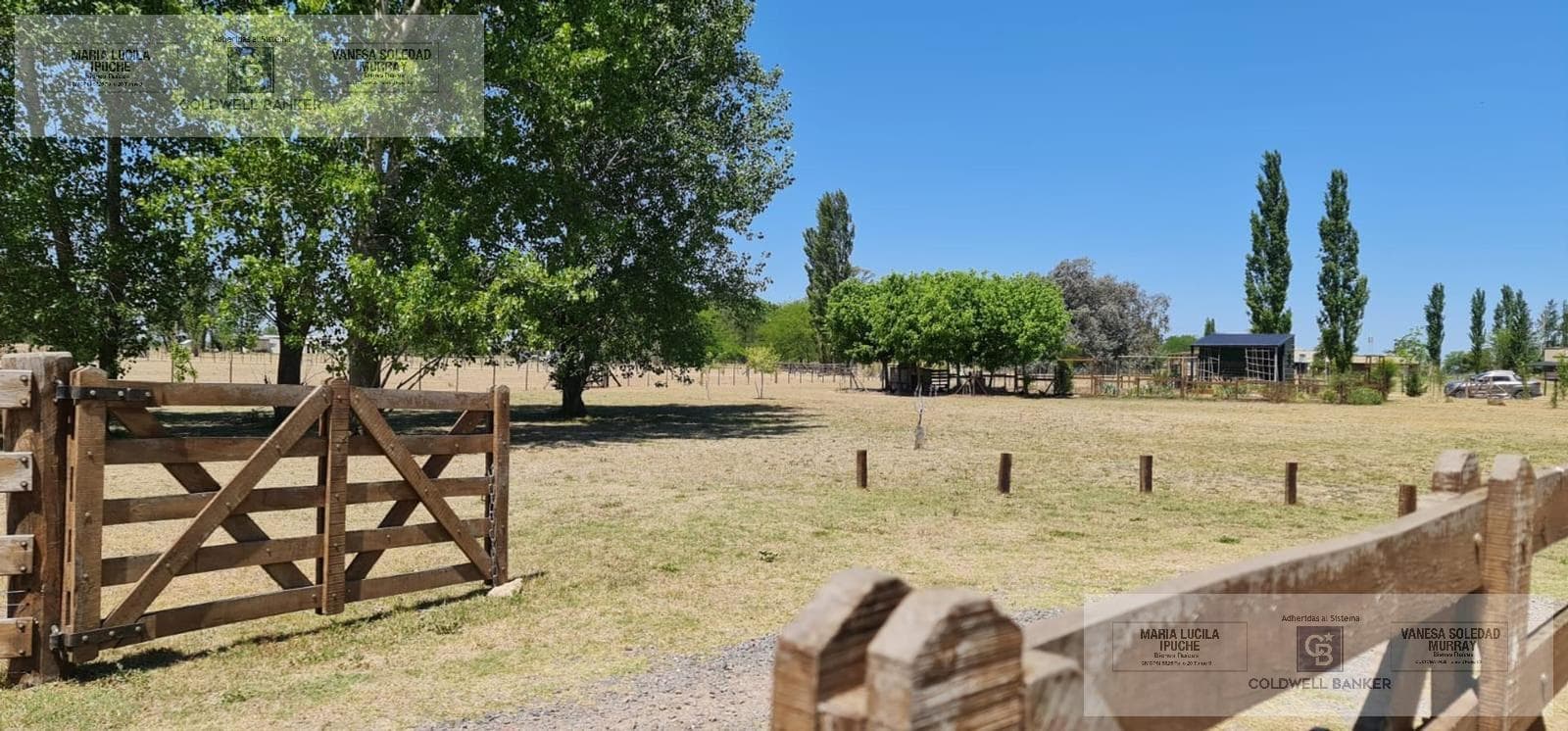 Venta casa chacra 4 ambientes Barrio La Catalina Carlos Keen Lujan