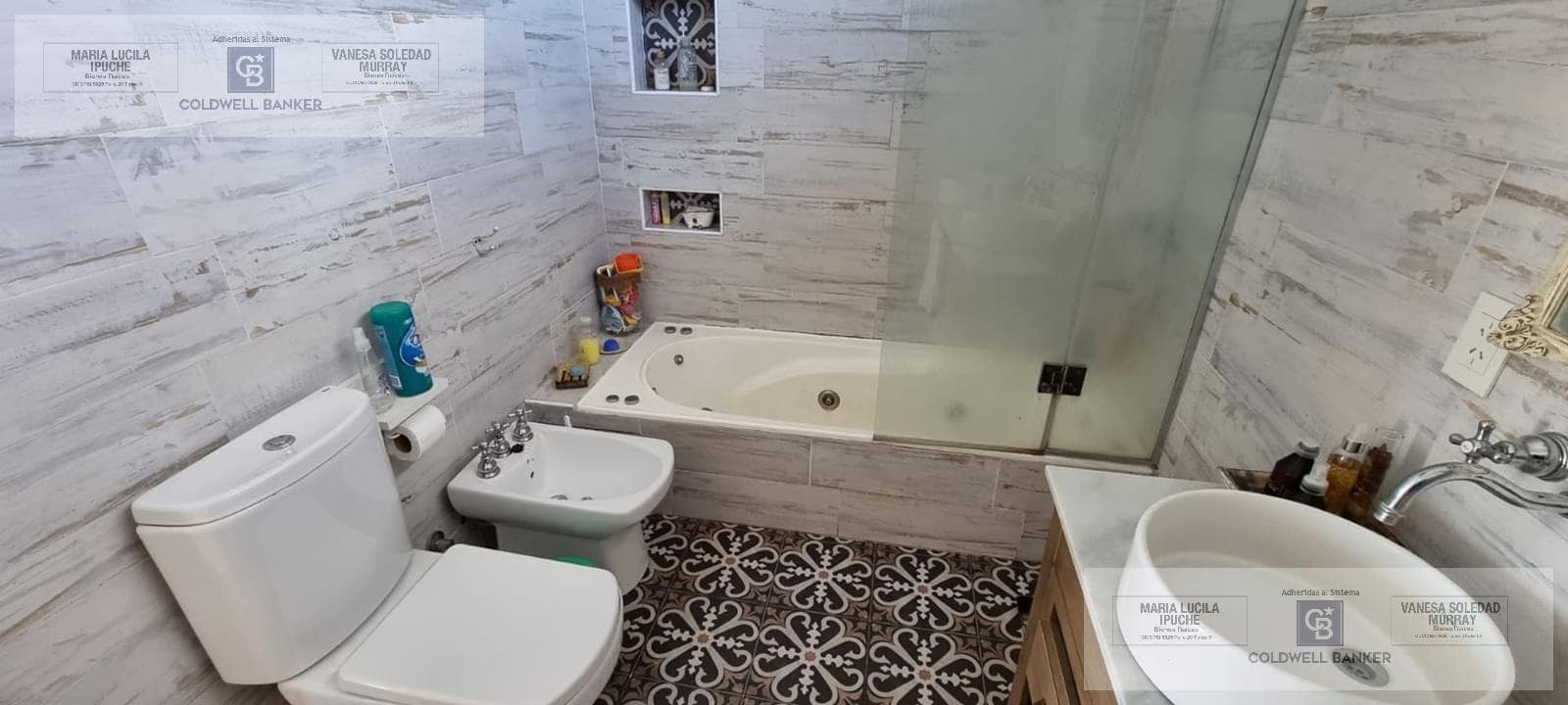 Venta casa chacra 4 ambientes Barrio La Catalina Carlos Keen Lujan